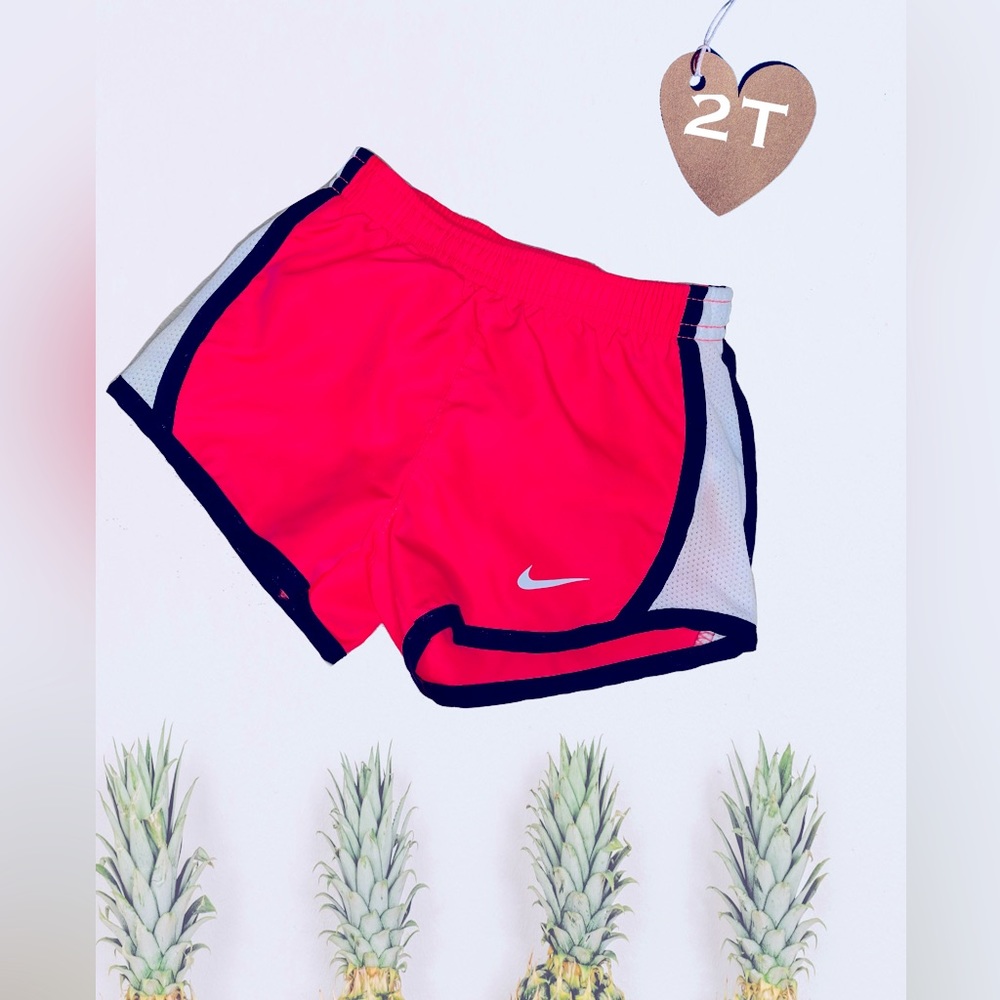 Nike Toggler Girl Shorts
